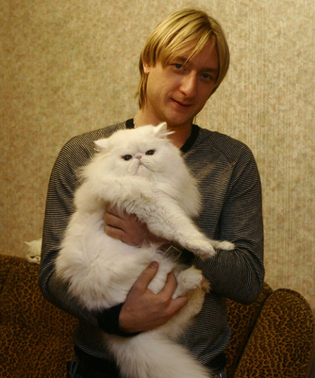 Евгений Плющенко завел себе друга