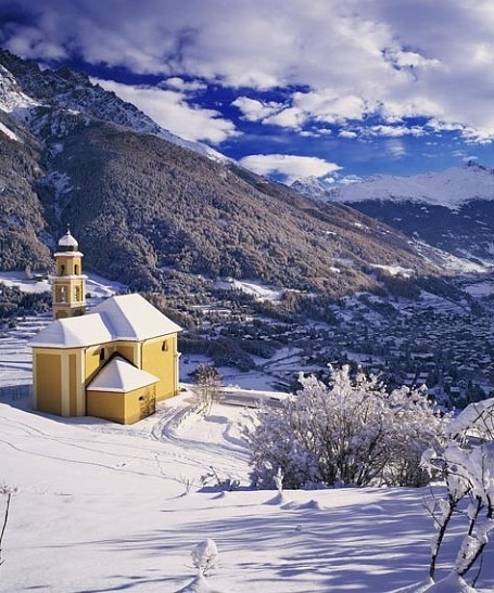 Италия: вот кто-то с горочки спустился