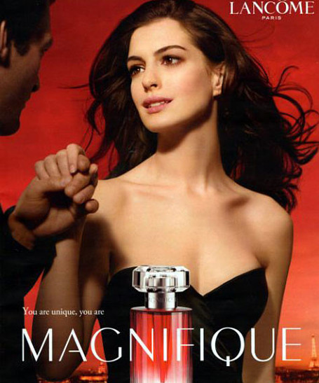 Энн Хэтауэй появилась в рекламе новых духов от Lancôme