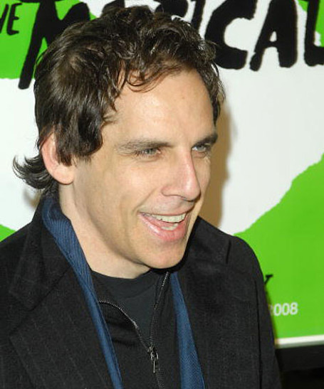 Бен Стиллер: очнулся — гипс