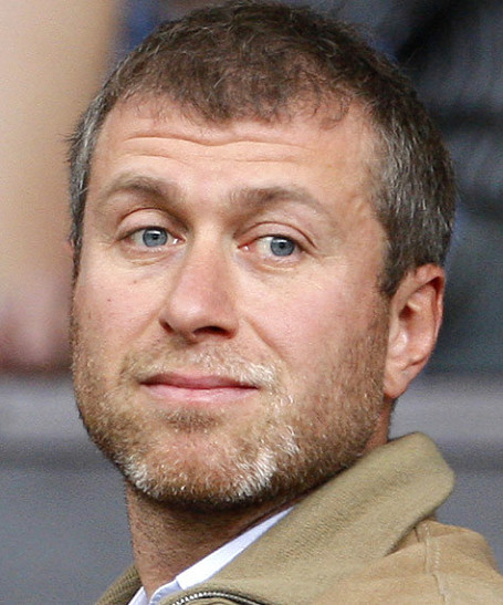 Роман Абрамович украшает яхту современным искусством