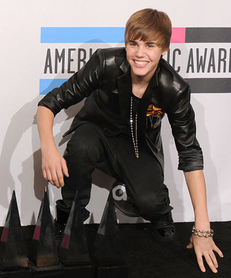 Джастин Бибер победил всех на American Music Awards