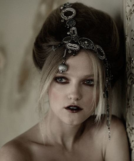 Влада Рослякова