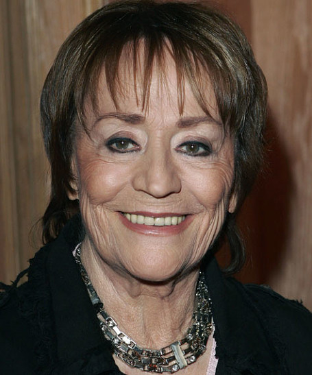 Умерла Анни Жирардо