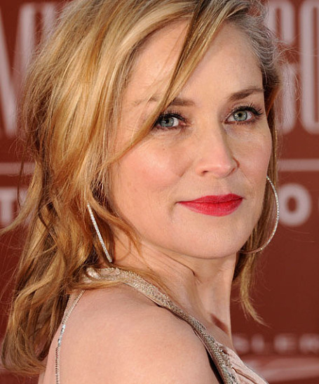 Шэрон Стоун едет на церемонию МУЗ-ТВ