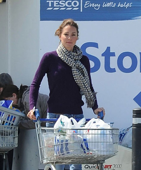 Кейт Миддлтон в супермаркете