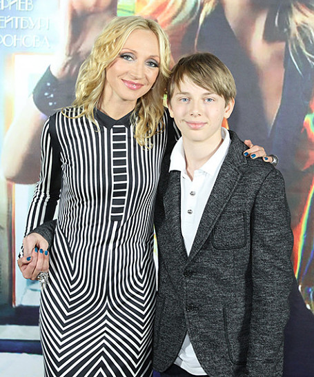 Кристина Орбакайте