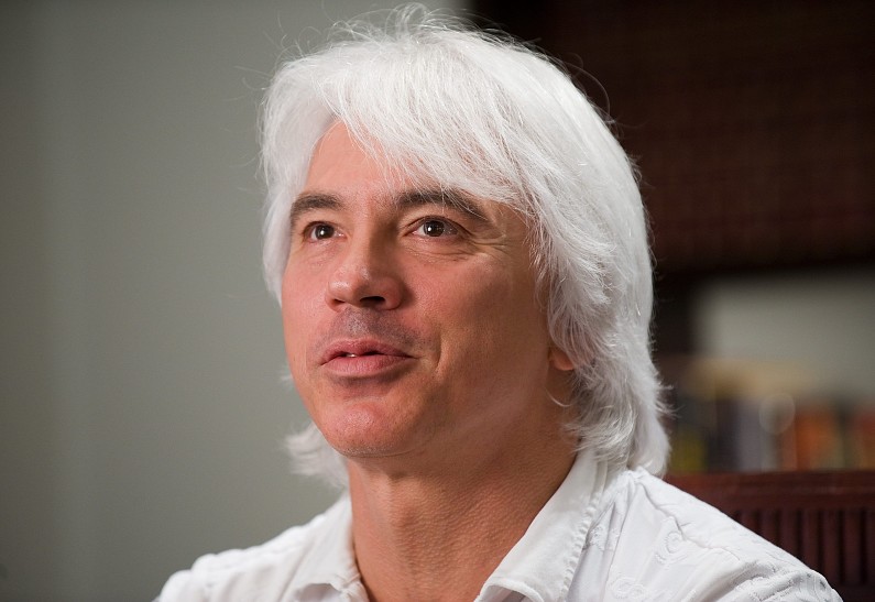 Дмитрий Хворостовский получил орден Александра Невского