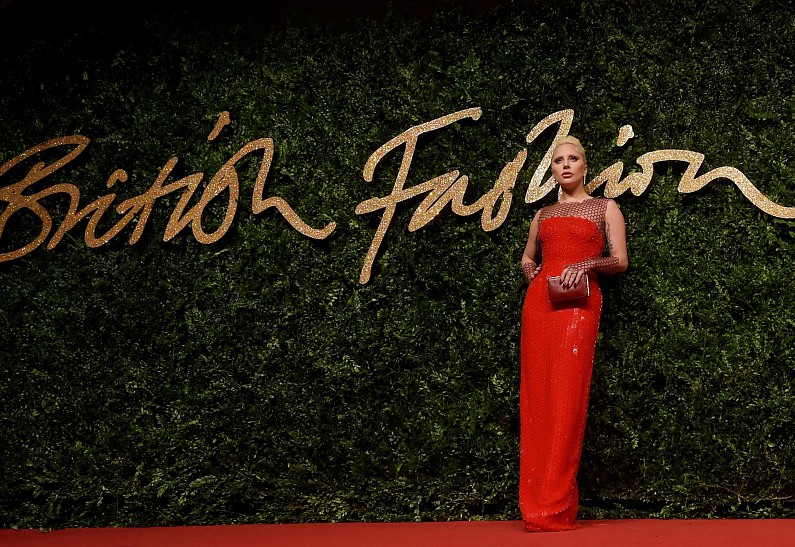 Леди Гага, Виктория Бекхэм и другие на British Fashion Awards 2015