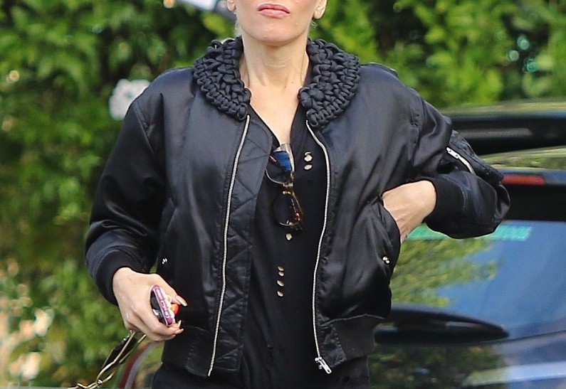 Гвен Стефани появилась на публике без макияжа