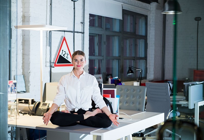 Йога в офисе. Инструкция к применению