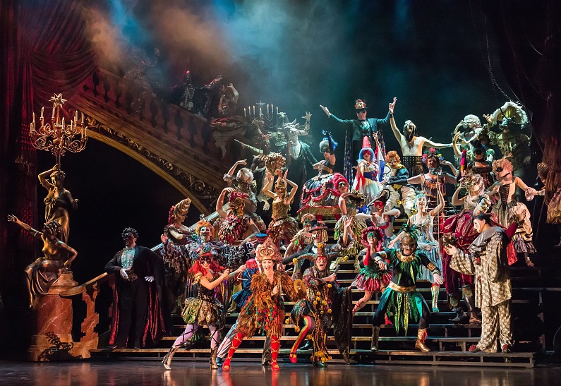 11 декабря мюзикл «Призрак оперы» приглашает на новогодний бал-маскарад