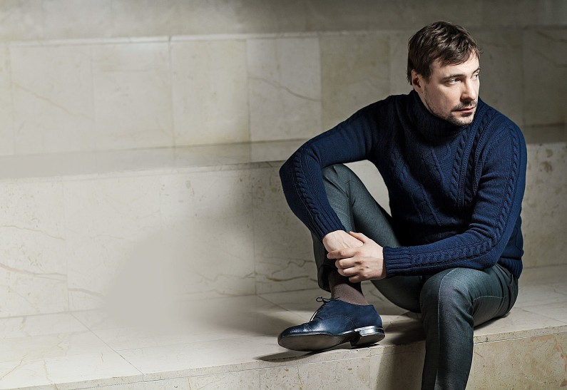 Евгений Цыганов: «Мне бы с собой разобраться, а дети как-то сами себя воспитают»