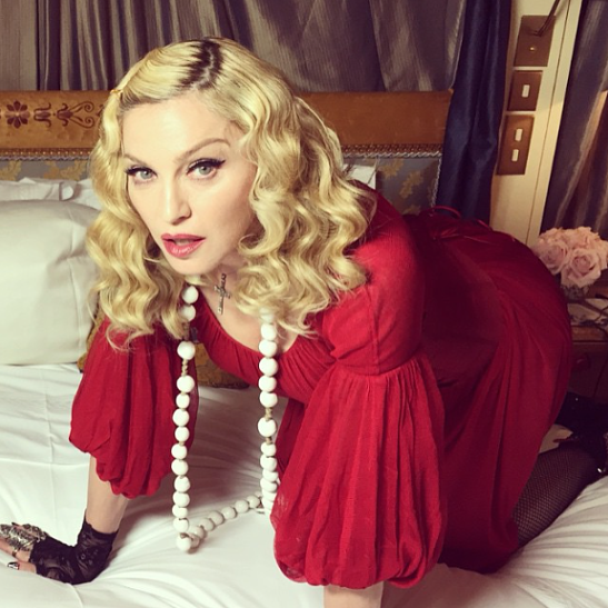Мадонна ответила на вопросы своих фанатов в Instagram