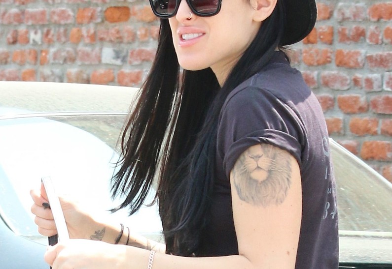 Румер Уиллис сделала новую татуировку