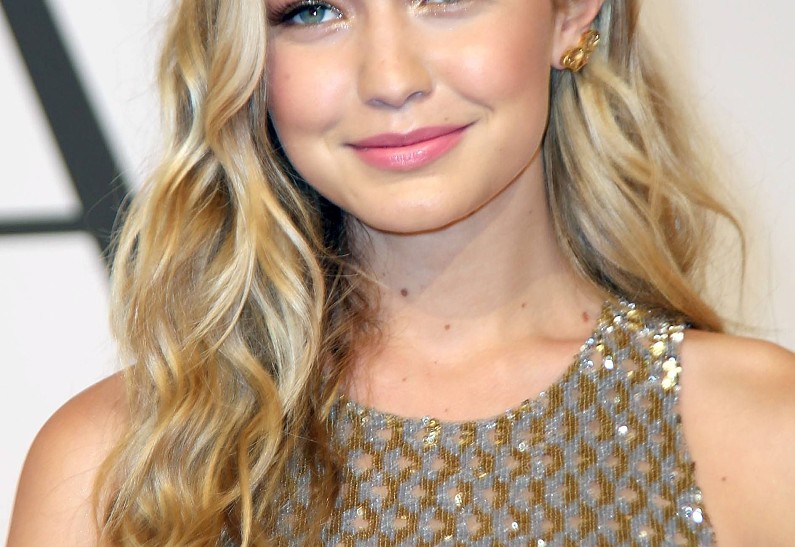 Джиджи Хадид стала лицом осенней рекламной кампании Topshop