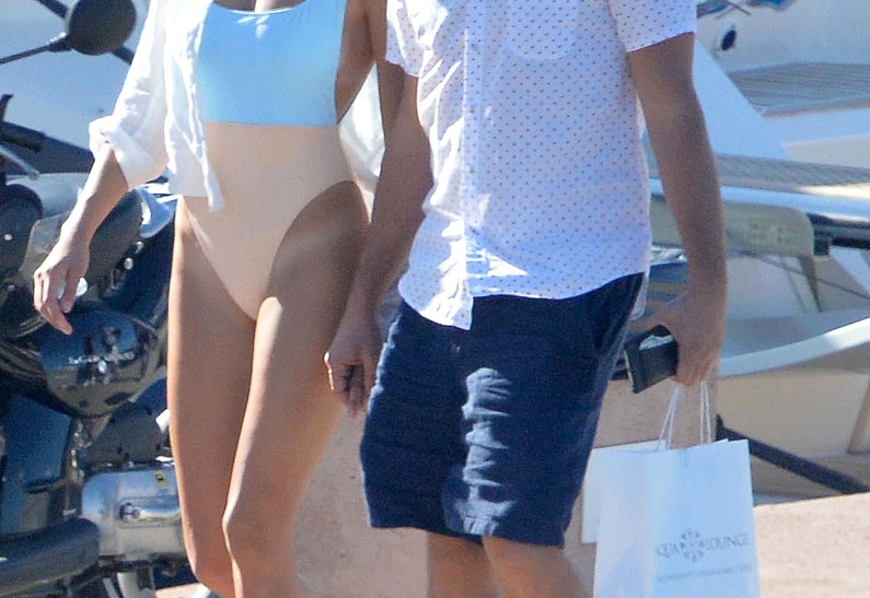 Леонардо Ди Каприо и Келли Рорбах путешествуют на яхте (фото)