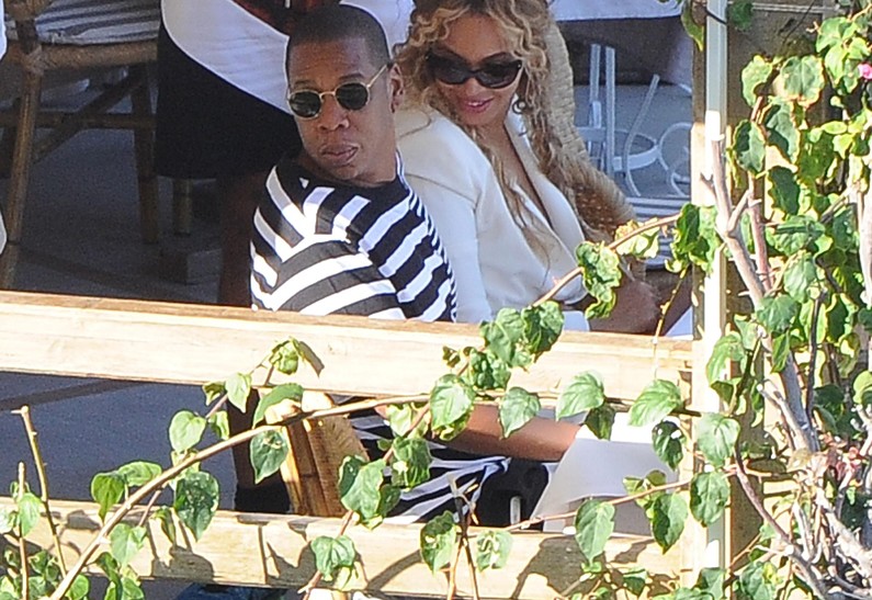 Бейонсе и Джей-Зи планируют развод, но отдыхают вместе (фото)