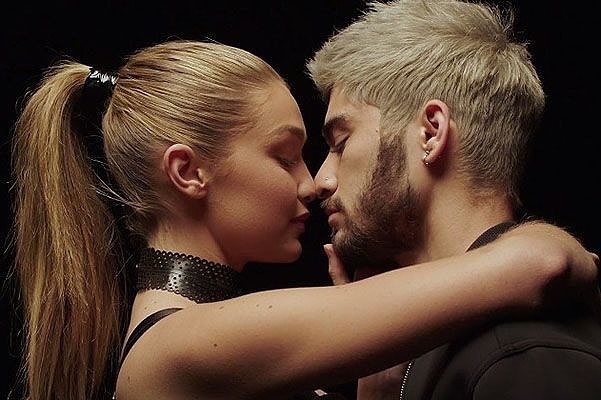 Джиджи Хадид и Зейн Малик играют в любовь в новом клипе певца