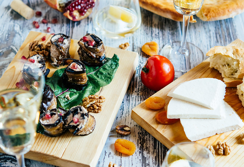 В ресторане Юлии Высоцкой Food Embassy начались грузинские недели