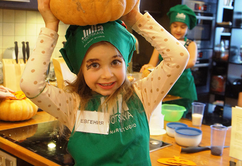 В студии Юлии Высоцкой пройдет Хеллоуин для детей