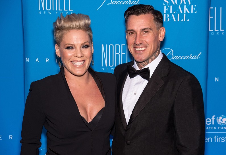 Певица Пинк ждет ребенка