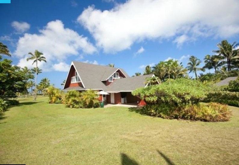 Джулия Робертс не может продать свой особняк на Гавайях