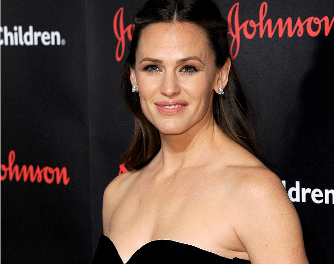 Опять двадцать пять: СМИ сообщили, что Дженнифер Гарнер беременна