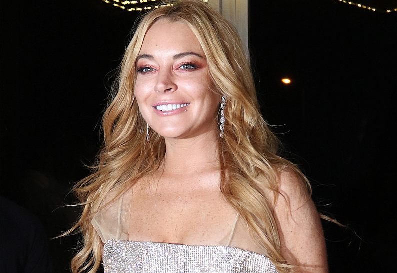 Линдси Лохан учит сразу три иностранных языка