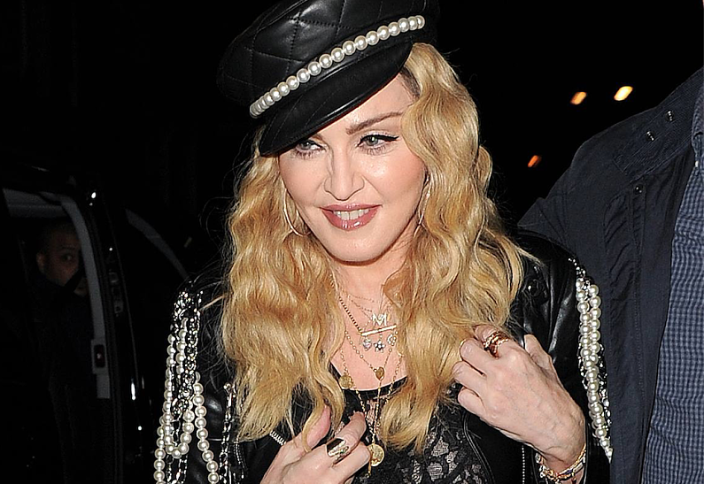 Мадонна поддерживает сына после его ареста