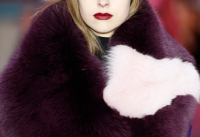Готовь шубу осенью: самые яркие меховые представители этого зимнего сезона
