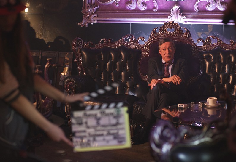 Михаил Ефремов, Евгений Цыганов, Елизавета Боярская и другие в новом сериале «Пьяная фирма» (ФОТО)