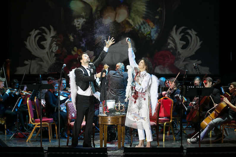 Данила Козловский и Ксения Рапопорт приглашают на рождественский Сочельник