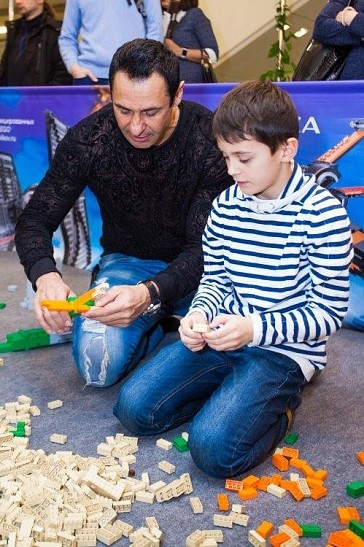 Cтас Костюшкин, Екатерина Вилкова и другие звезды стали гостями «Йода-фестиваля»