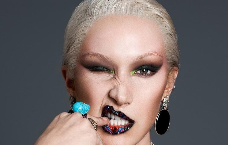 Дерзкая до неузнаваемости Белла Хадид в новом образе для журнала Paper