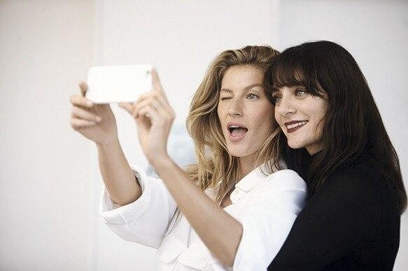 Жизель Бундхен поделилась секретами красоты в новом проекте Chanel