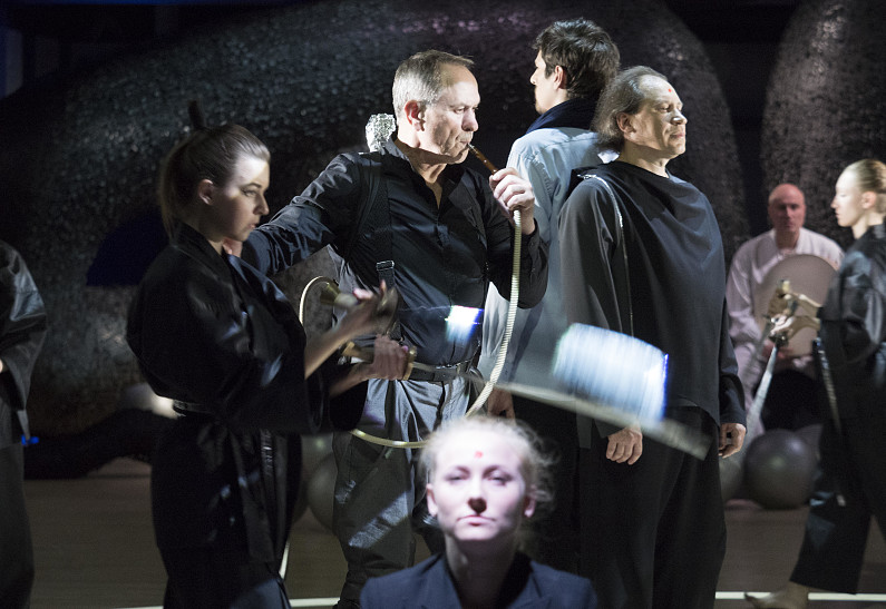 Спектакль «Стойкий принцип» в Электротеатре Станиславский