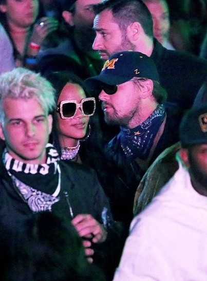 Леонардо Ди Каприо проводит время на фестивале Coachella в компании Рианны