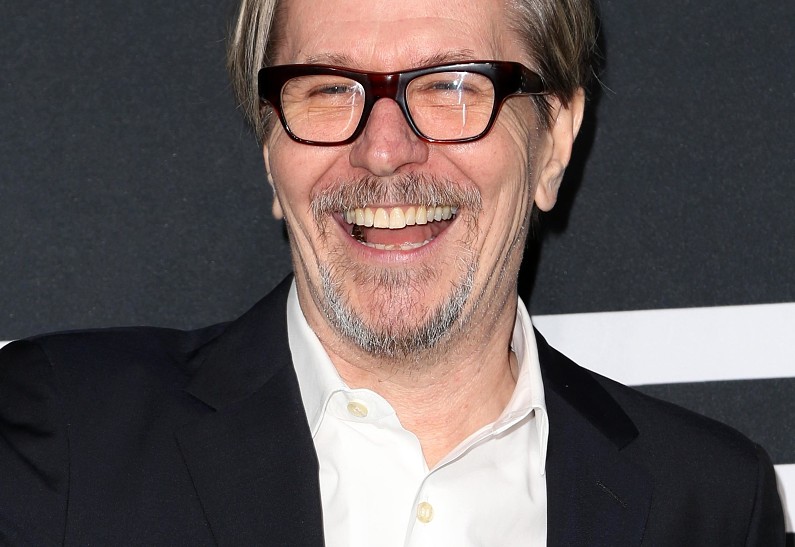 Гэри Олдман сыграет Уинстона Черчилля