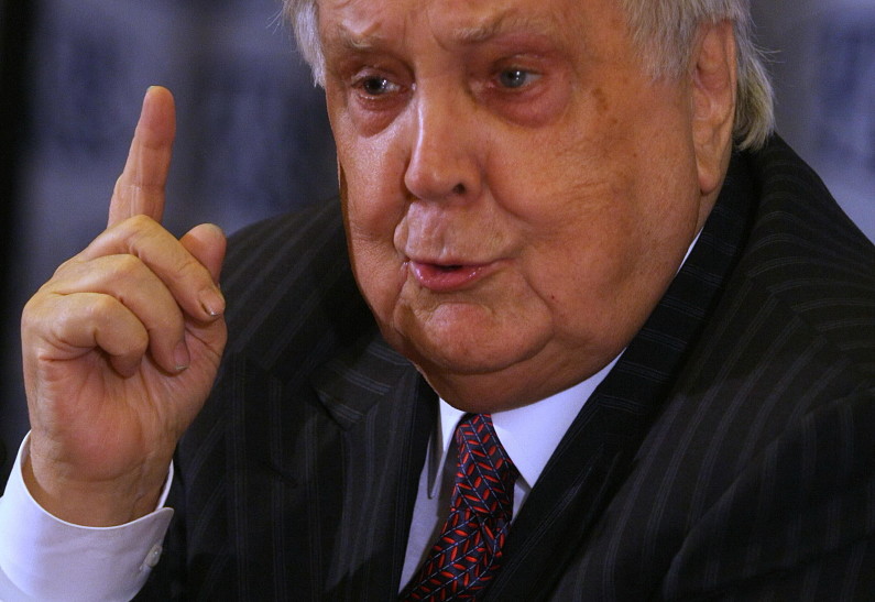 Художник Илья Глазунов госпитализирован в тяжелом состоянии