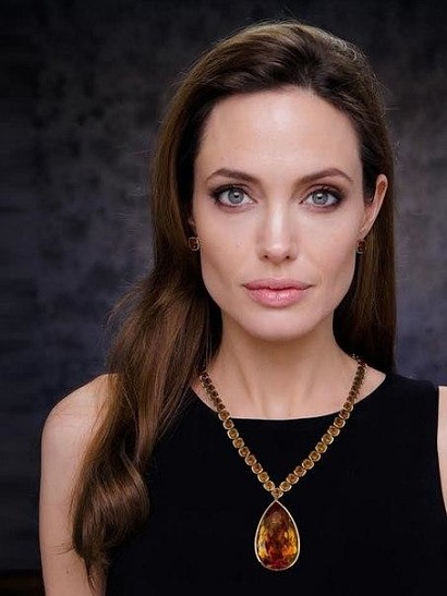 Анджелина Джоли возглавила рейтинг самых уважаемых женщин мира
