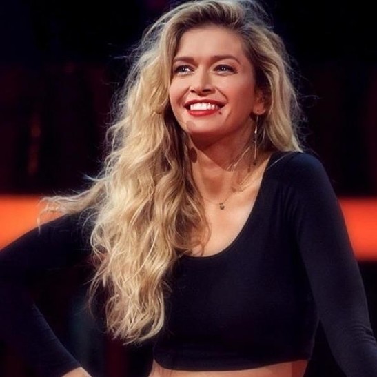 День с Верой Брежневой был продан на благотворительном аукционе за 25 000 $