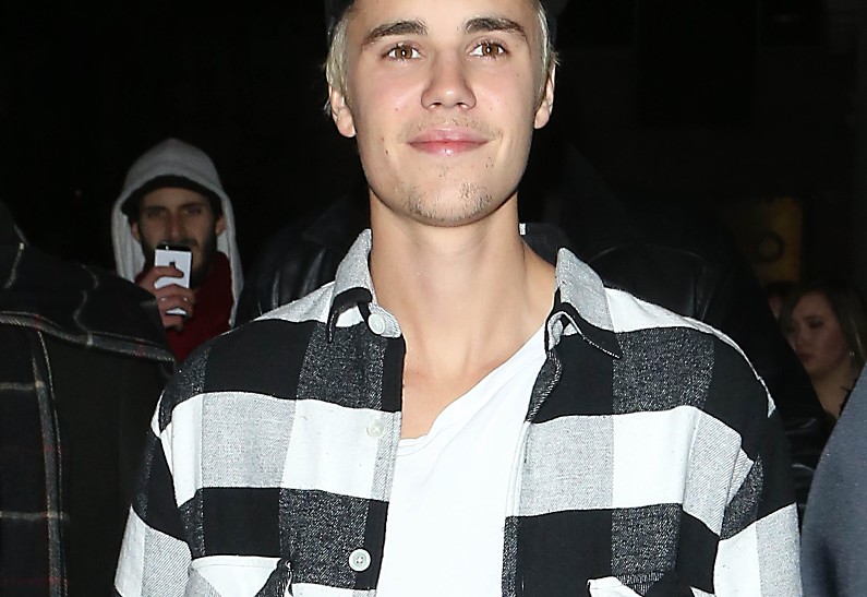 Джастин Бибер подрался с неизвестным темнокожим мужчиной (ВИДЕО)