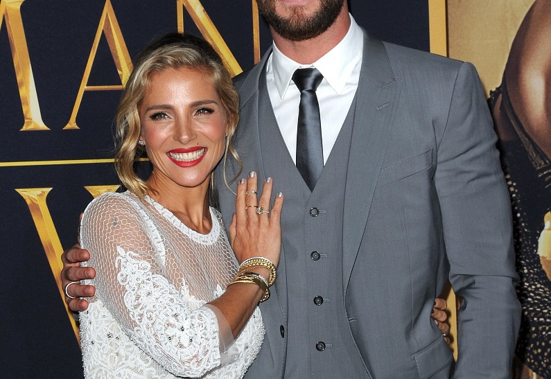 Крис Хемсворт нежно и с юмором поздравил жену с днем рождения