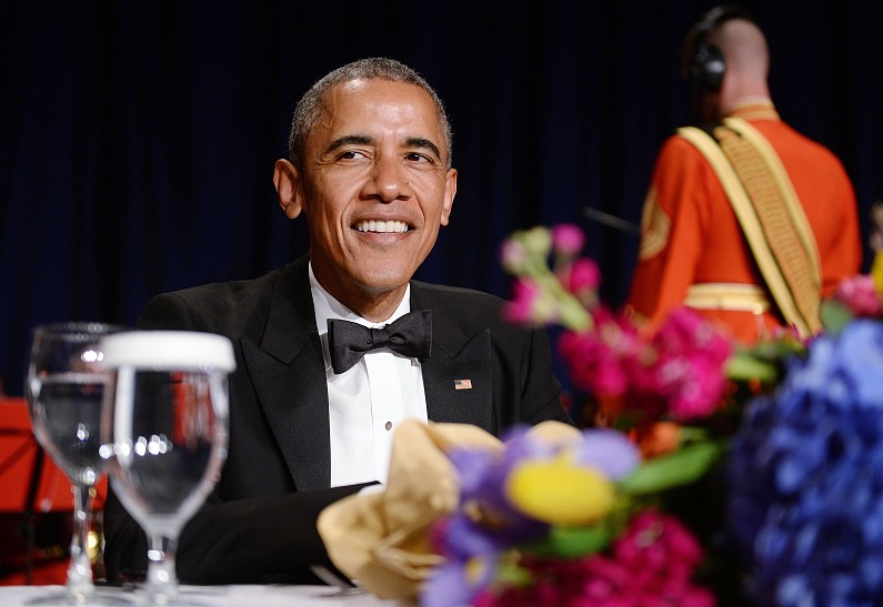 55 оттенков Обамы: президент США отмечает день рождения