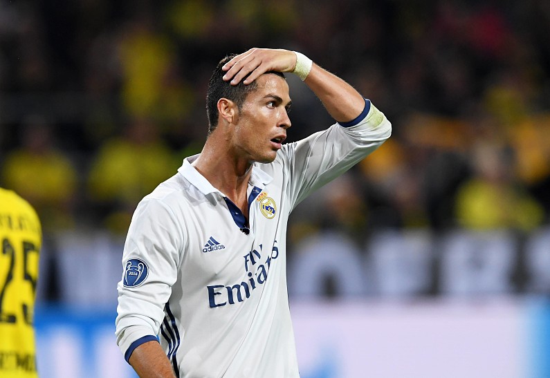 Личный самолет Криштиану Роналду потерпел аварию в Барселоне