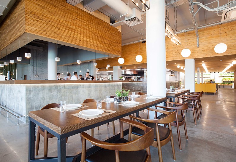 Новое место: ресторан STAGE