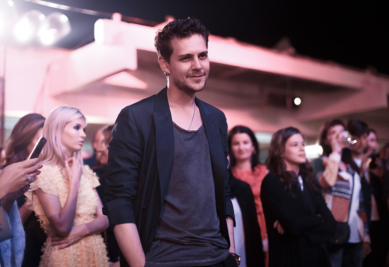 Милош Бикович