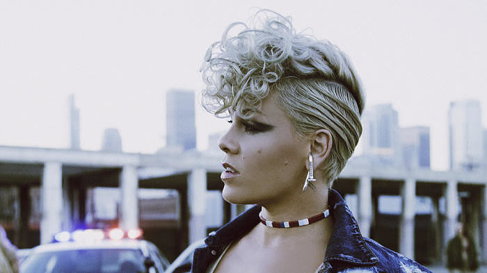 Пинк анонсировала выход фильма в поддержку своего нового альбома