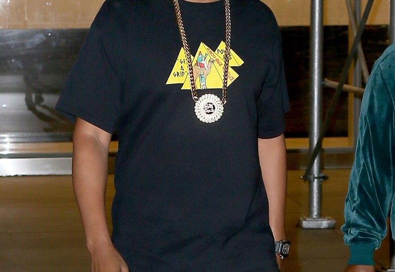 Джей Зи организовал в своем клубе сбор средств пострадавшим от урагана в Пуэрто-Рико